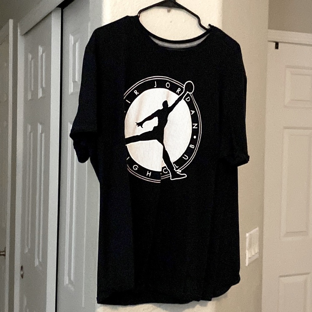 Jordan Brand Tee shirt size 2XL excellent used condition 8/10